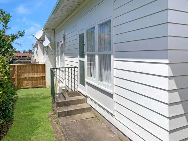 Two Bedroom Unit in Central Mt Wellington