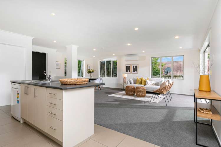 9 Bonny Crescent Massey_4