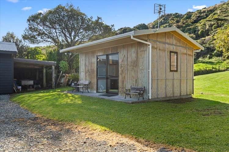 5457 State Highway 3 Mokau_24