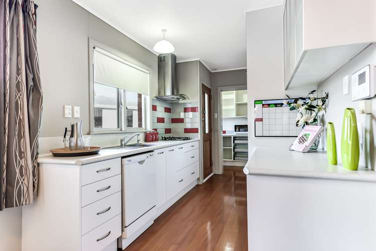 86 Ranui Street Dinsdale_14