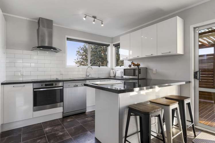13 Gibbons Road Weymouth_4