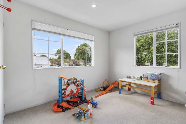 2/20 Dromorne Road Remuera_13