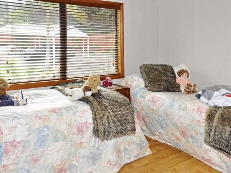 53 Ocean Beach Road Tairua_17