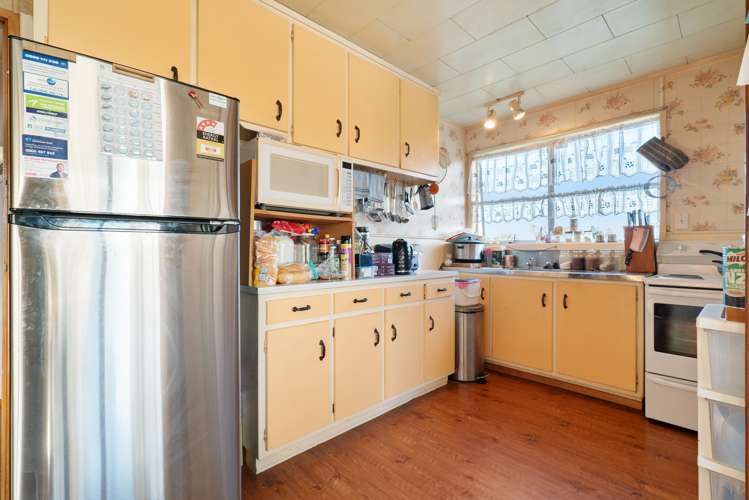 17 Almay Place Clover Park_9