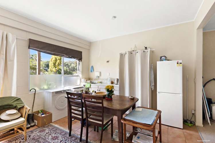 323 Beach Road Campbells Bay_11