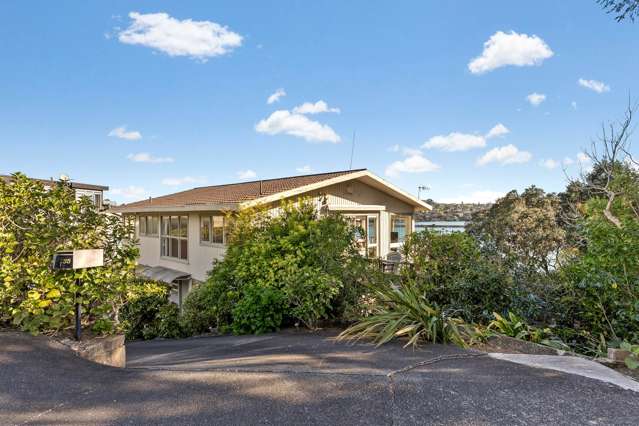 135 Paritai Drive Orakei_1