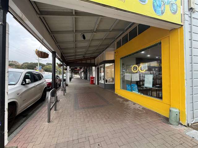 Shop A, 154 Karori Road Karori_4