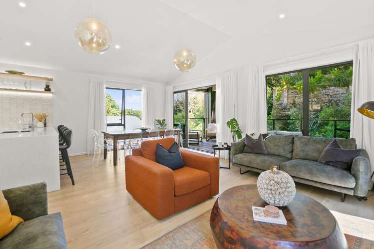 6e Burns Street Westown_5