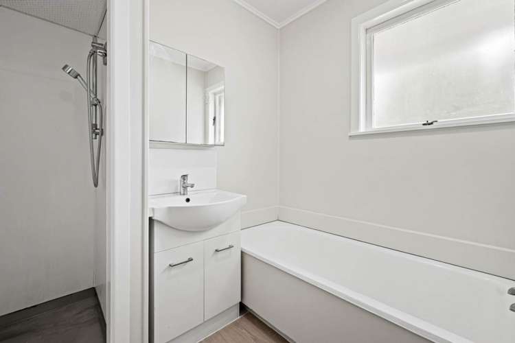 17 Laburnum Road New Windsor_19