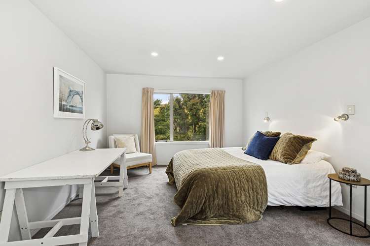 58 Saint Ives Drive Camborne_11