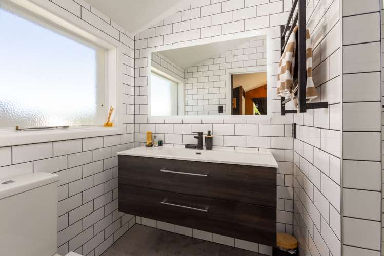 4/347 Armagh Street Linwood_12