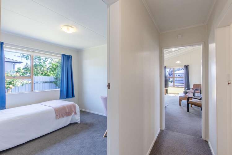 12 Dublin Street Dannevirke_11