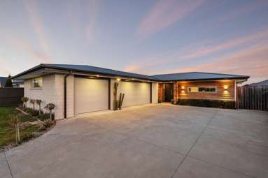 30 Whitehorn Drive_1