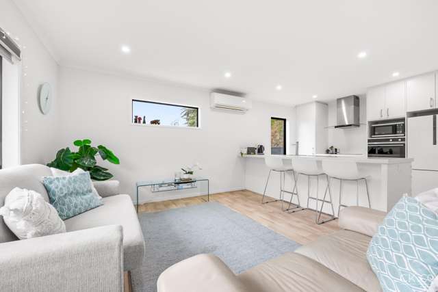 71 Redvers Drive Belmont_3