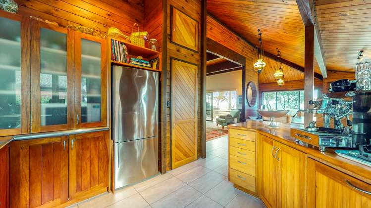 19 Claxton Avenue Pauanui_13