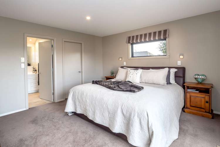 9 Redwood Lane Martinborough_9