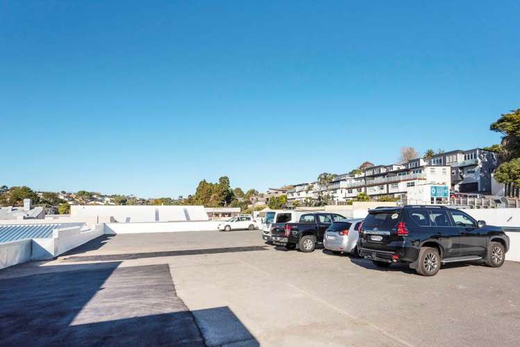 Level 1/748 Beach Road Browns Bay_6