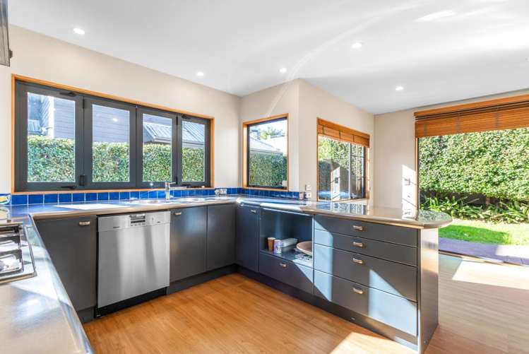1/28 Comins Crescent 1725_5