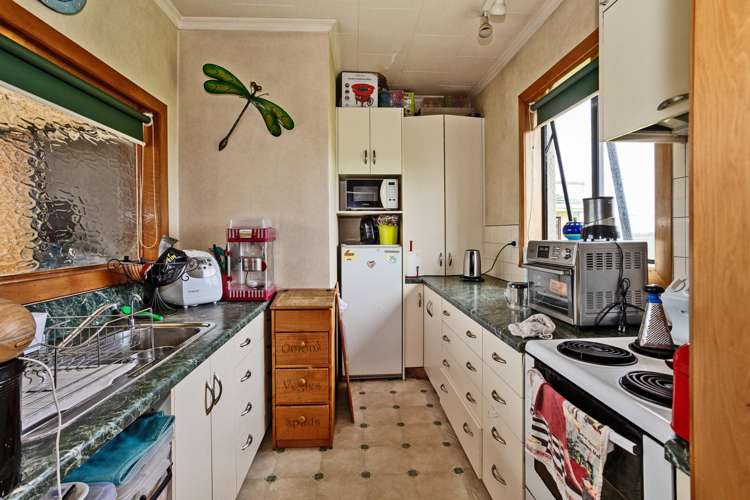 78 East Road Ascot_12