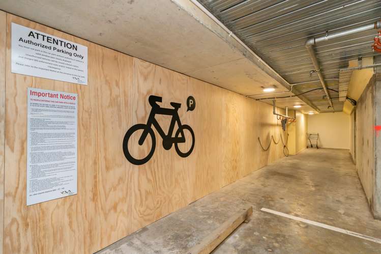 40-42 Queens Drive Lower Hutt_10