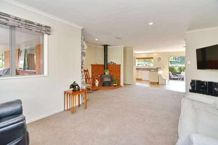 14 Stopforth Street Woodend_4