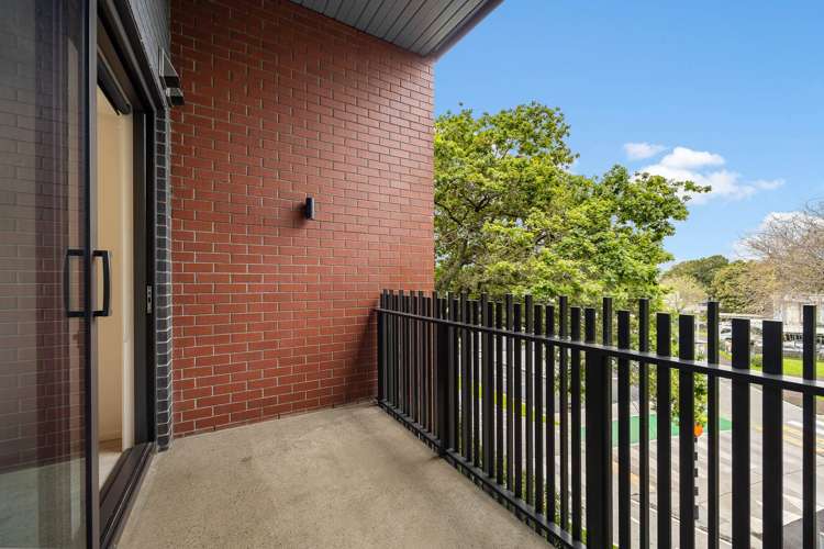 202/7b Hinaki Street Point England_3