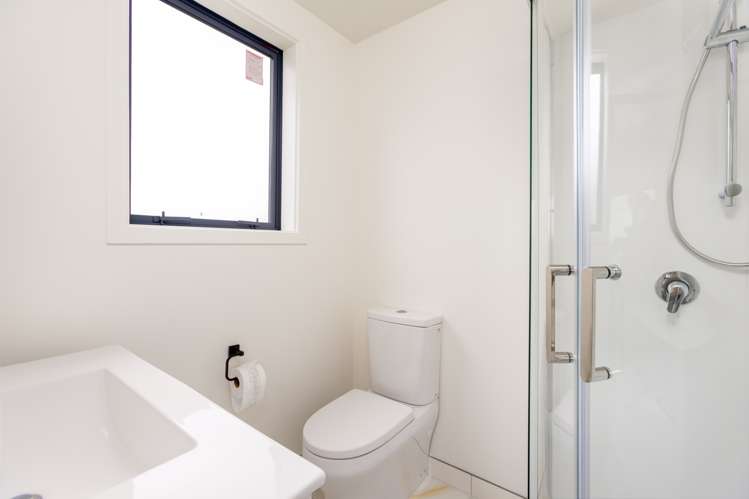 21 Shortland Street Wainoni_12