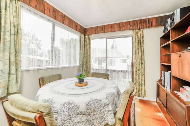 18 Glucina Place Glen Eden_9