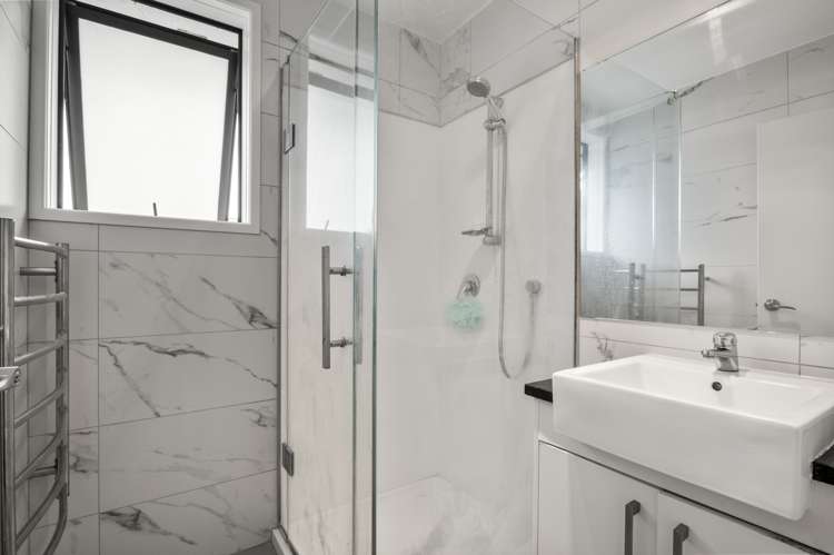 8 Athelstan Place Otara_8