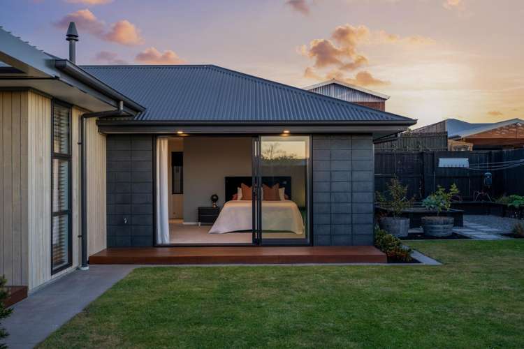 11 Minorca Lane Burwood_44