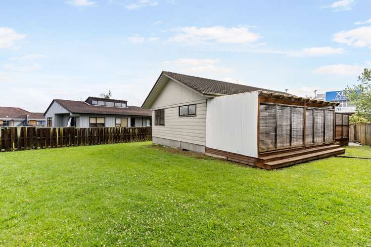 32 Aviemore Drive Highland Park_14