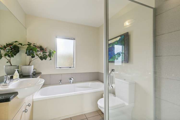 83/305 Evans Bay Parade Hataitai_13