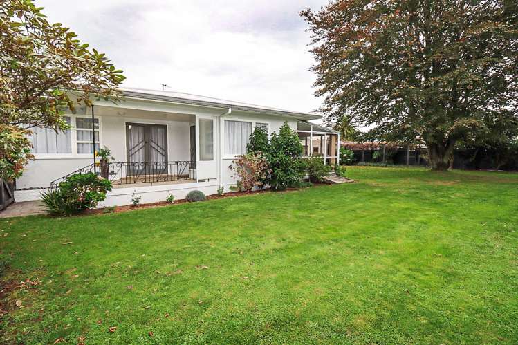 43 Guy Street Dannevirke_20