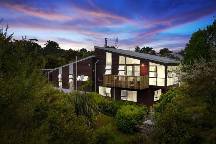 17 Chatham Avenue Paremoremo_29