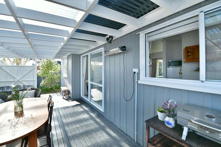 2b Iris Street Snells Beach_17