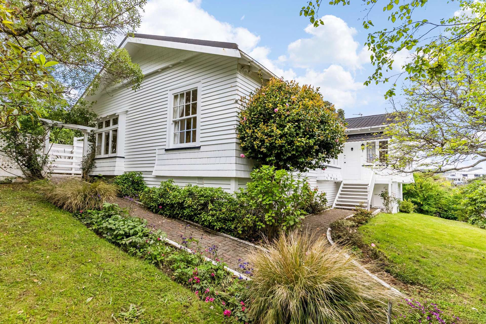 16 Newcombe Crescent Karori_0