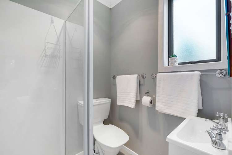 65 Bell Street Tawa_14