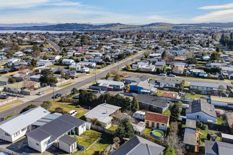56 Elizabeth Street Tauhara_24