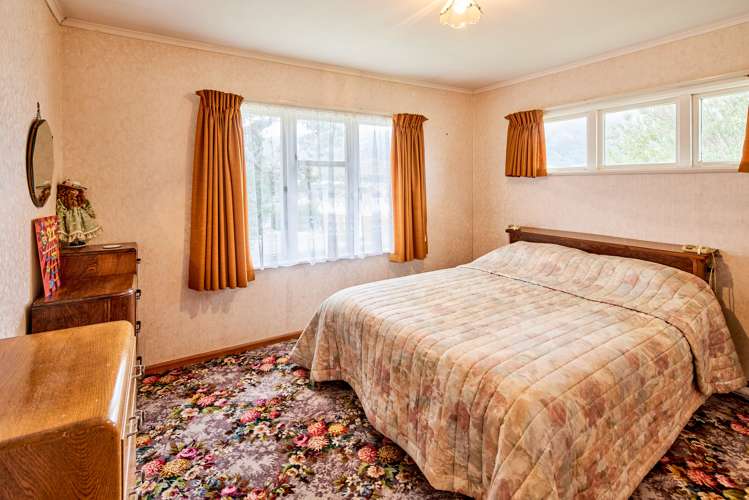 3 Roberts Street Tawa_15