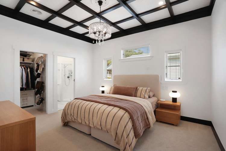 83 Golf Road New Lynn_11