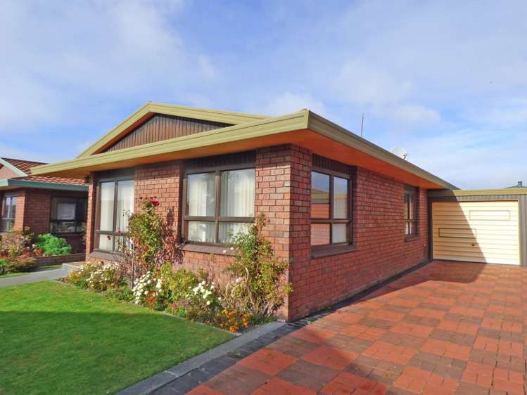 2/14 Avondale Road Taradale_5