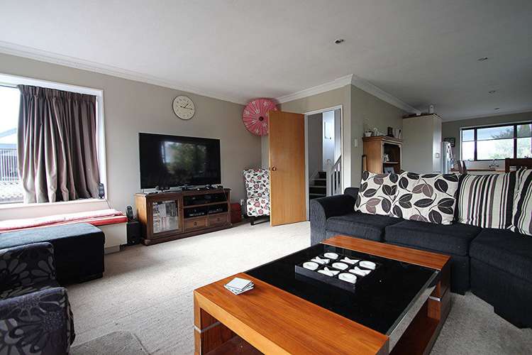 2/15 Lowry Avenue Redwood_7