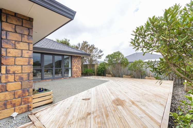 7 Lourie Way Fitzherbert_5