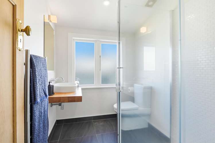 51 Shackleton Road Mt Eden_21