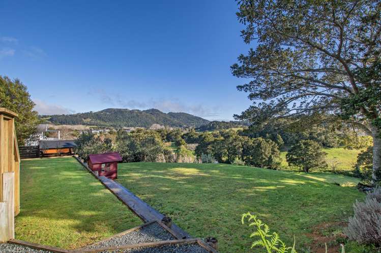 105 Alcoba Street Kamo_9