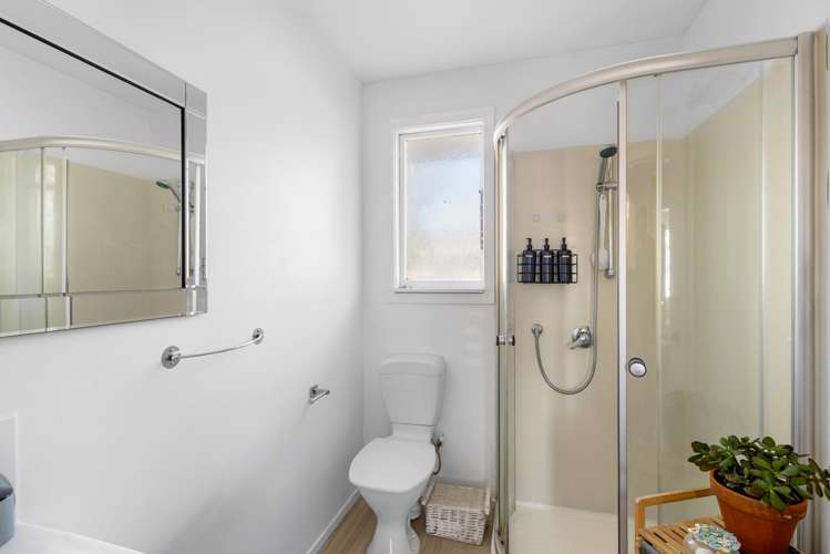 2/162 Stanmore Road Linwood_7