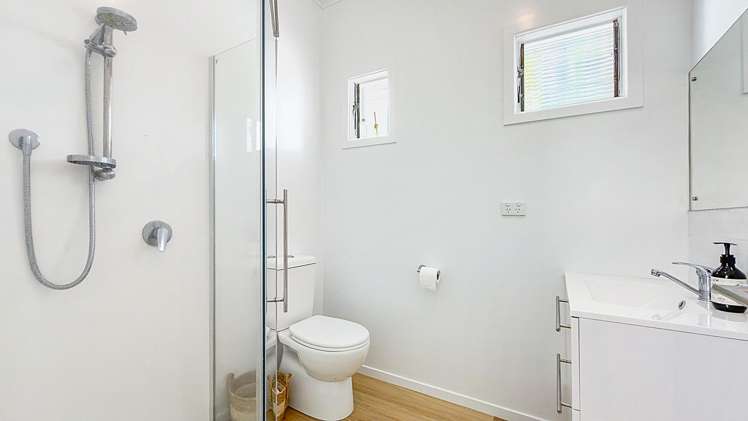 304 The Terrace Thames_18