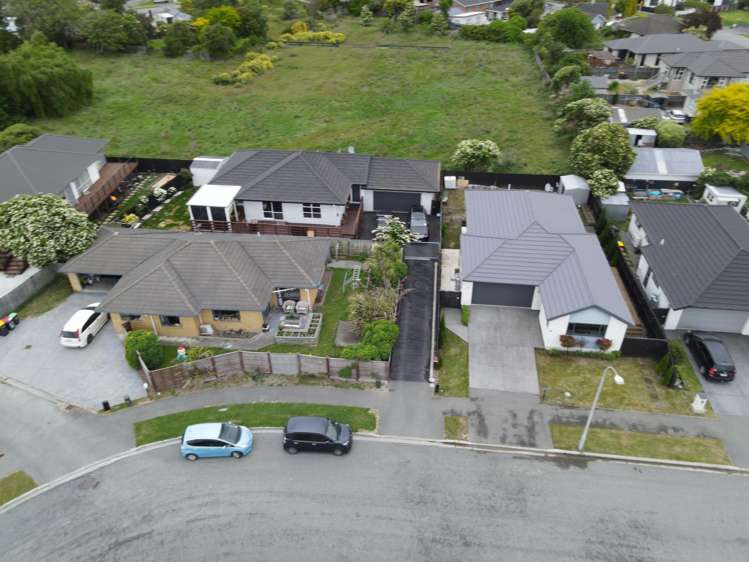 8 Brightstone Crescent Aranui_16