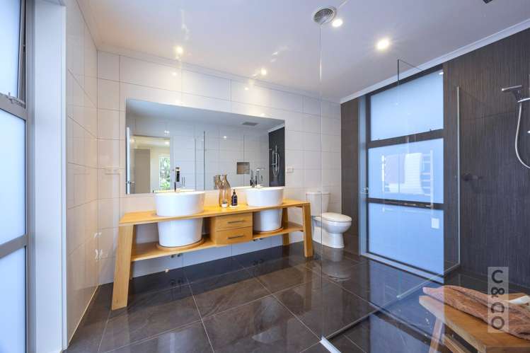 19 Riverhead Point Drive Riverhead_37