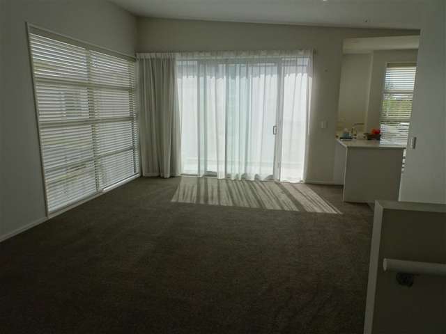 2/186 Worcester Street 1419_2